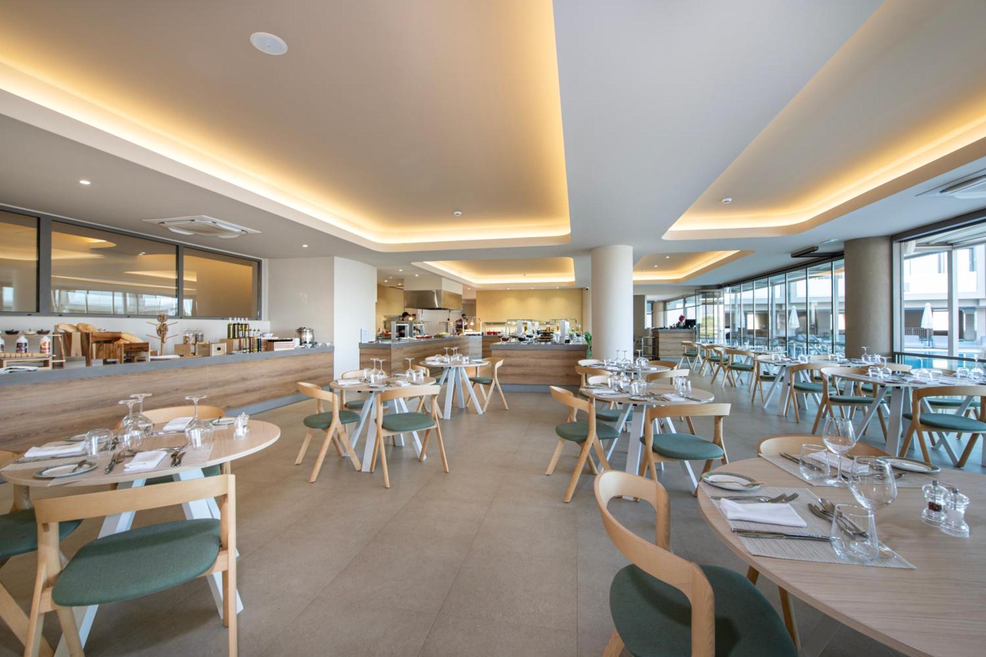 Ventale Island Breeze Resort เยโอริยิอูโปลิส ภายนอก รูปภาพ