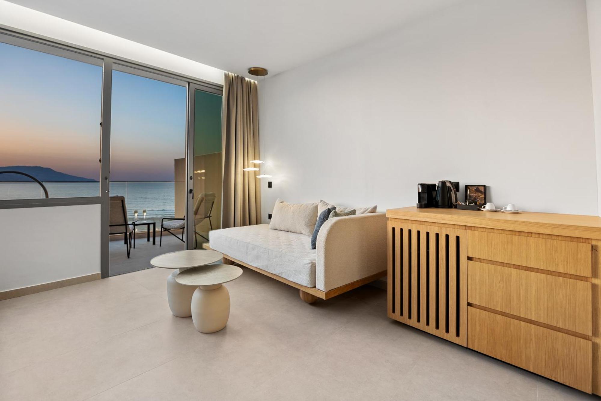 Ventale Island Breeze Resort เยโอริยิอูโปลิส ภายนอก รูปภาพ